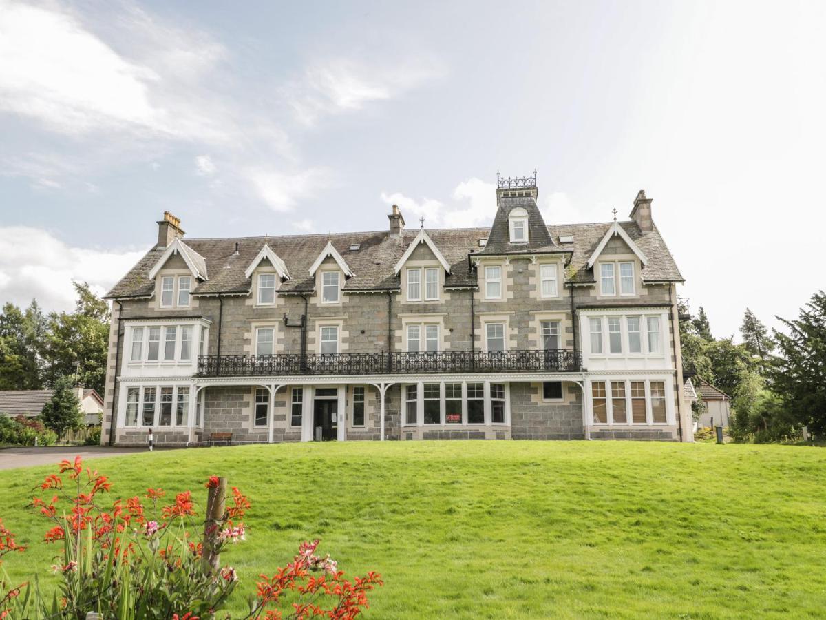 10 Monarch Country Apartments Newtonmore Exterior foto